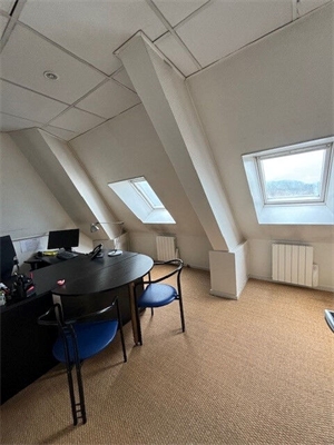 appartement à la vente -   39000  LONS-LE-SAUNIER, surface 72 m2 vente appartement - APR717419